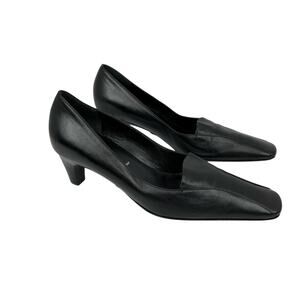 Escada Black Leather Low Heels EU 39 US 8.5 Clipped Square Toe Italy Minimalist